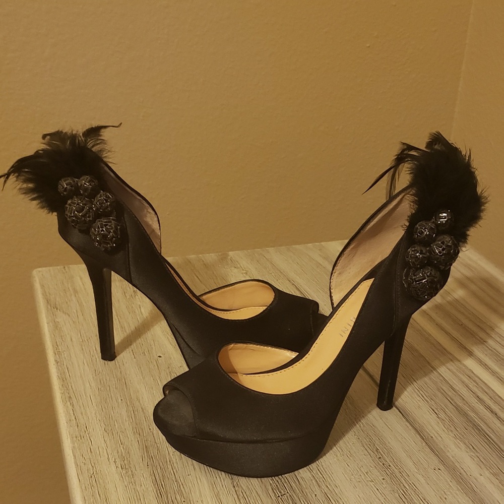 Womens high heels size 6